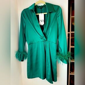 Zara emerald green satiny feel dress. Perfect for a holiday party.